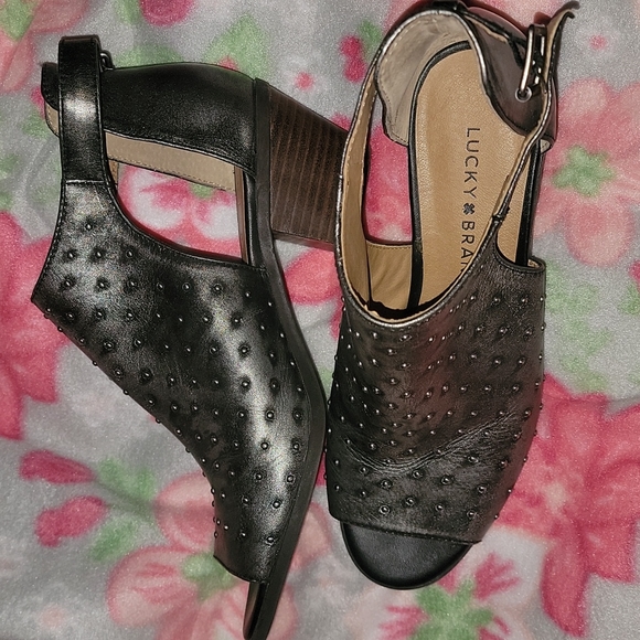 LUCKY ♡♡♡ BRAND SLINGS - Picture 1 of 11